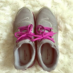 Nike ladies size 7 sneakers